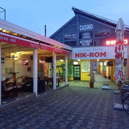 Apartman Nik-rom Bosanska Gradiska Dış mekan fotoğraf