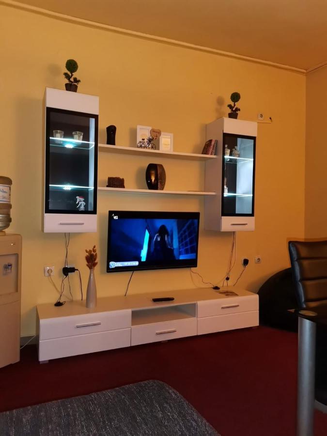 Apartman Nik-rom Bosanska Gradiska Dış mekan fotoğraf